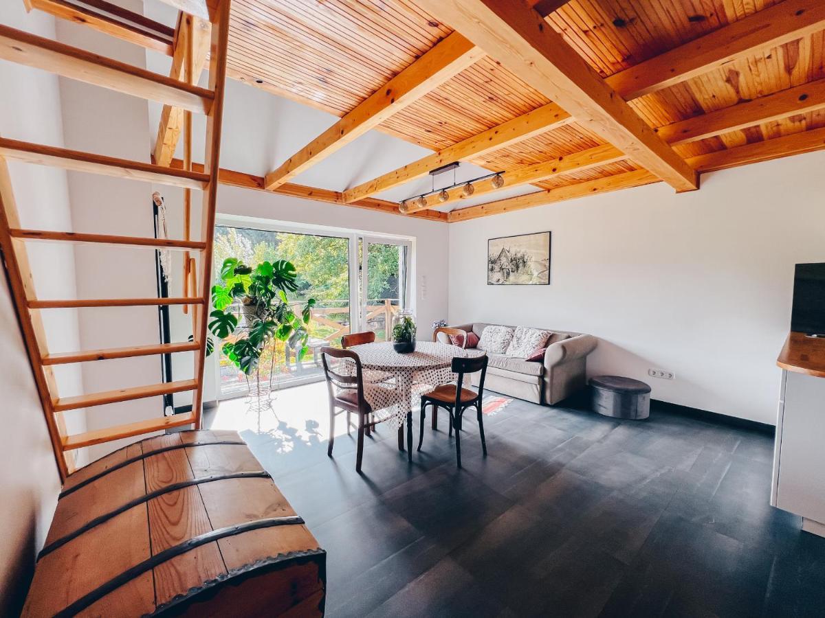 Lipolas-Slowlife&Guesthouse Jurkow  Εξωτερικό φωτογραφία